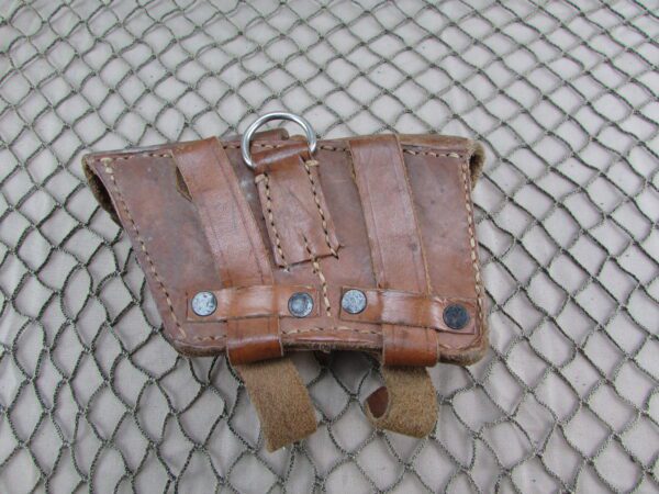 WW2 Bulgarian M95 Steyr ammo pouch - Image 3