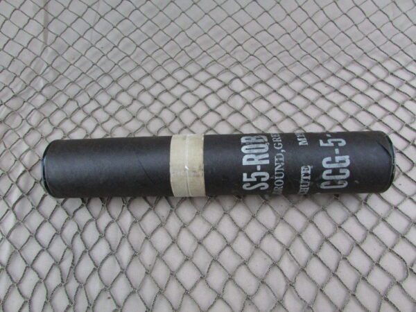 M19A1 Green Star Parachute Signal Flare