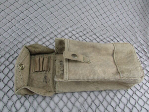 WW2 Canadian P37 Pattern 37 Basic Pouch with Grenade Cartridge Loops 1942 - Image 3