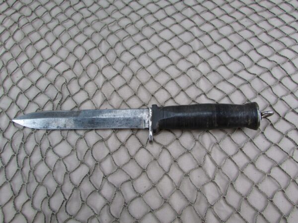 Post WW2 Kutmaster Fighting Knife - Image 2