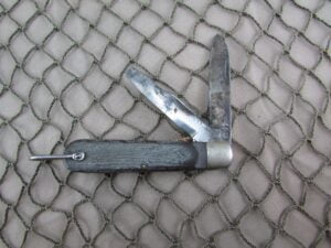 Kutmaster Utica N.Y. TL29 Folding Pocket Knife