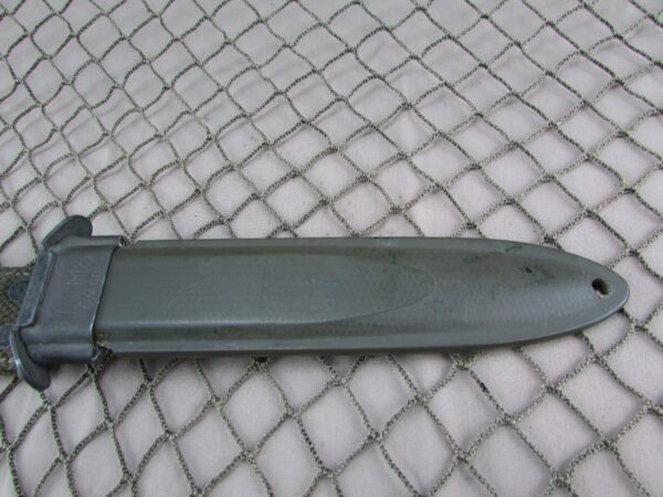 WW2 USM8 B M Co Unissued Early Pattern Scabbard for M3 Trench Bayonet Fighting Knife - Image 3