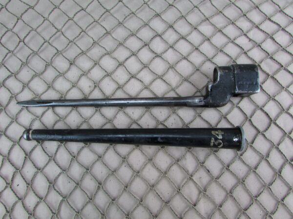 British No 4 Mk II Spike Bayonet & Scabbard (Qty 1) - Image 4