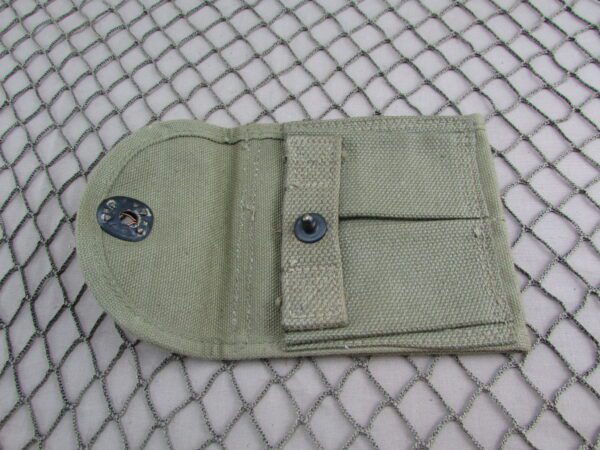 M1 Carbine Stock Type mag pouch by Atlas Awning 1942 - Image 4