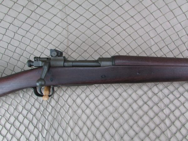 WW2 Remington 1903A3 w/ RA 4/43 barrel #3806700 - Image 3