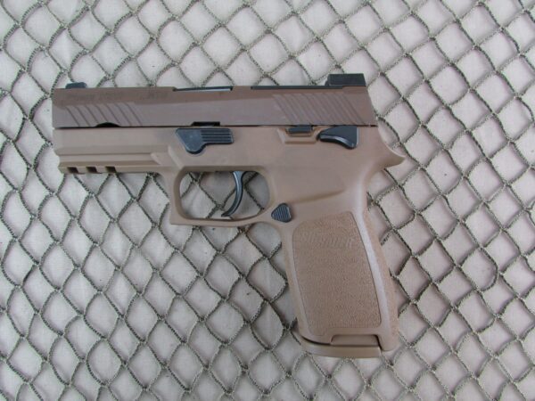 Sig Sauer M18 9mm Service Pistol #M18A050044 - Image 3