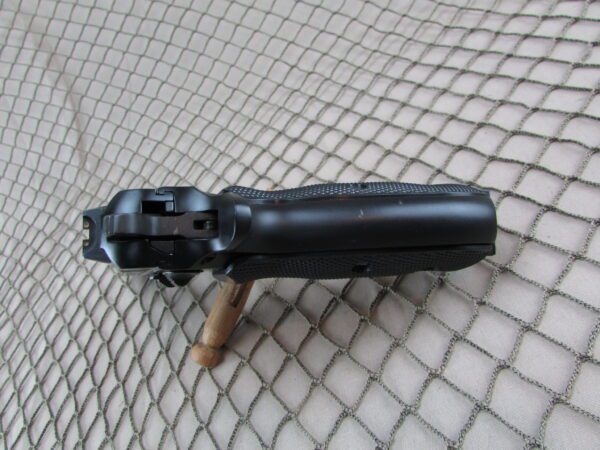 browning bar commercial mag