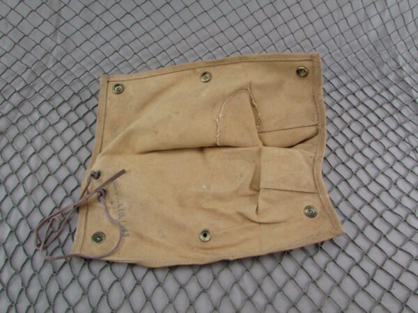 WW2 Canadian Breech Cover marked W.M. Co. LTD. 1943 - Image 3