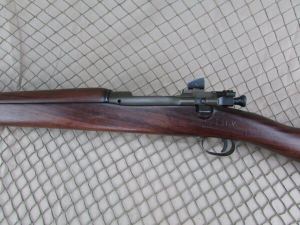 WW2 Remington 1903A3 w/ correct RA 5/43 barrel #3800752 - Image 7