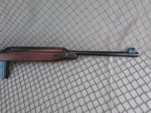 WW2 Early Saginaw S’G’ M1 Carbine w/ correct barrel & high wood stock # 3219442 - Image 4